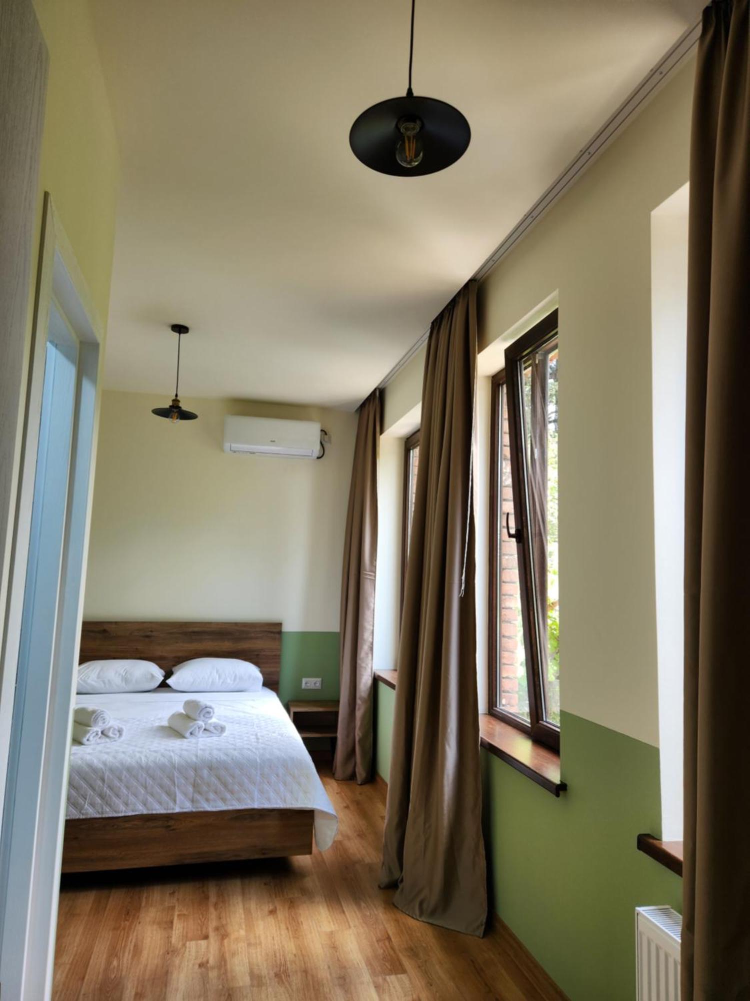 Dro Hotel Kutaisi Exterior photo